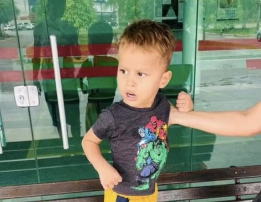 Criança morre após ser atingida por raio em Porto Walter