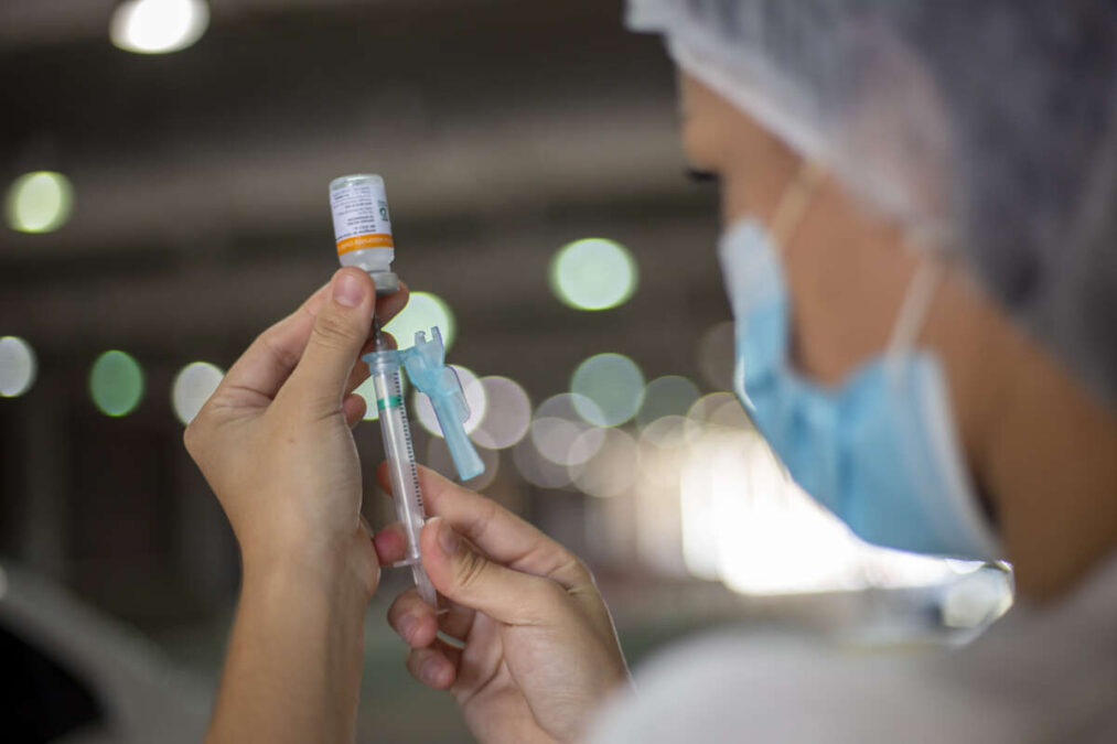 Ministério da Saúde garante abastecimento total de vacinas em todo o país