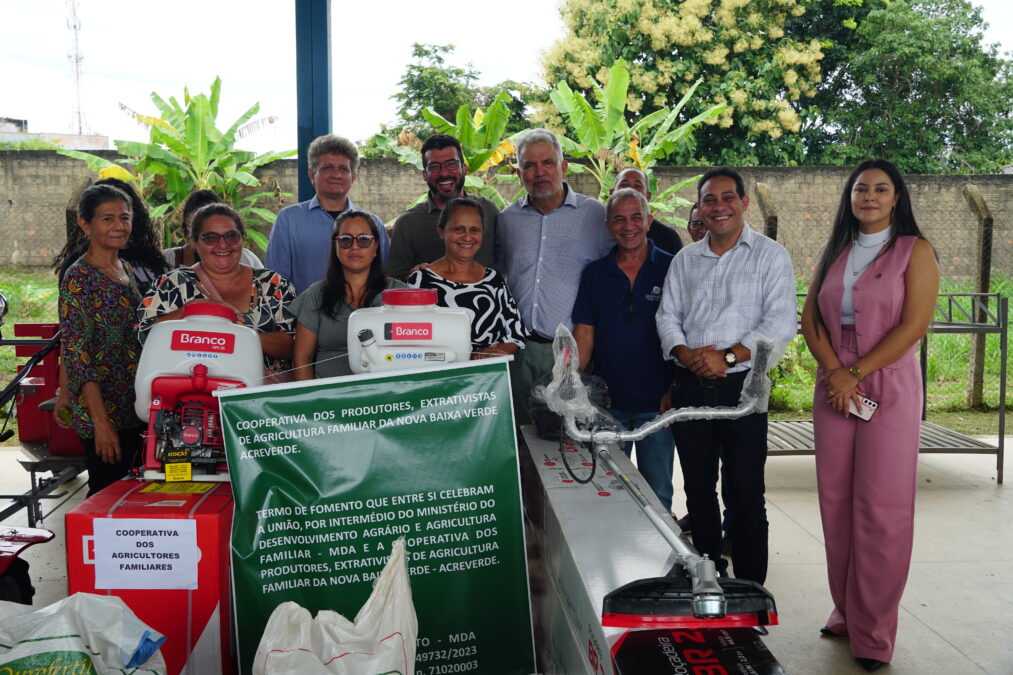 Petecão parabeniza governo federal por decreto que vai aliviar as dívidas de pequenos agricultores