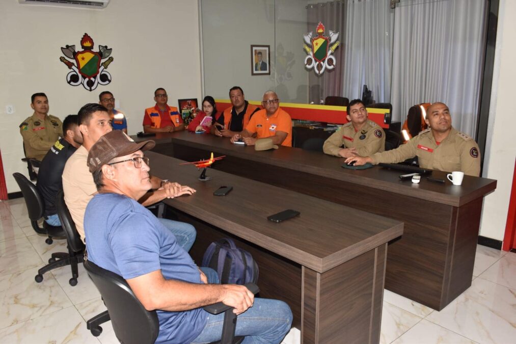Defesa Civil estadual capacita coordenadores municipais para atuação em períodos extremos