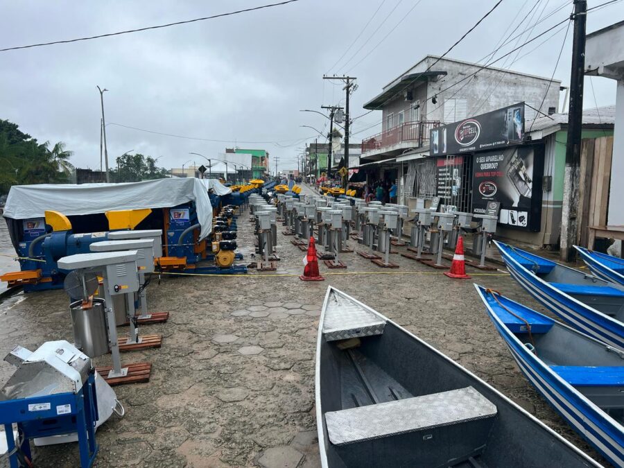 Senador Petecão e deputado Barbary entregam equipamentos e inauguram obras em Marechal Thaumaturgo