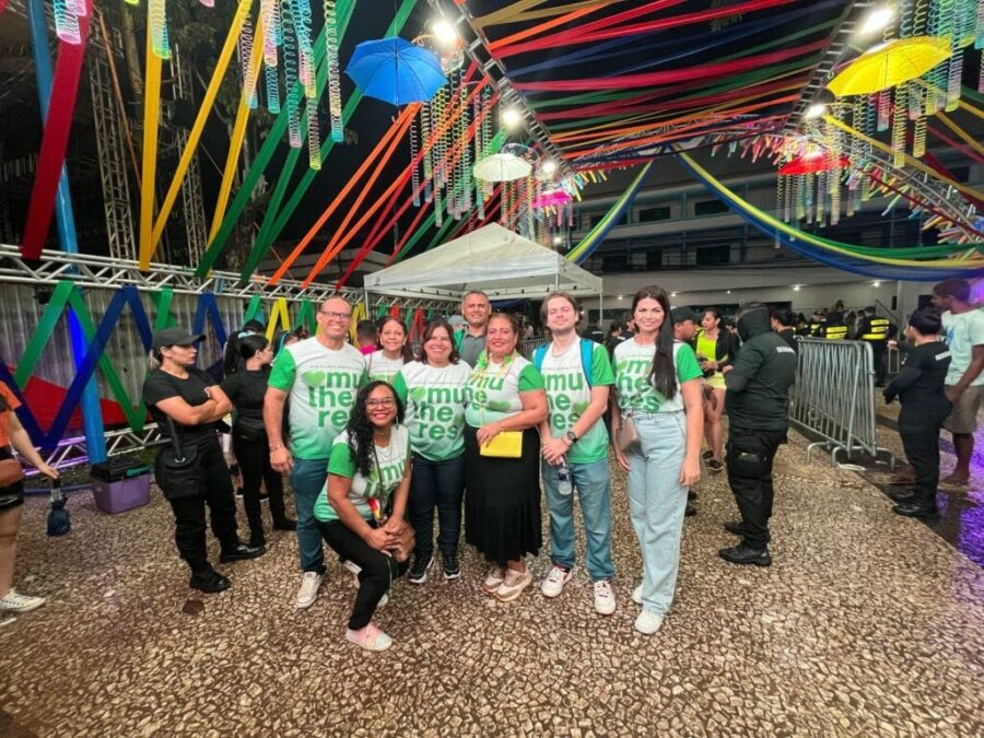 Semulher realiza ação de conscientização na última noite do Carnaval da Família, em Rio Branco
