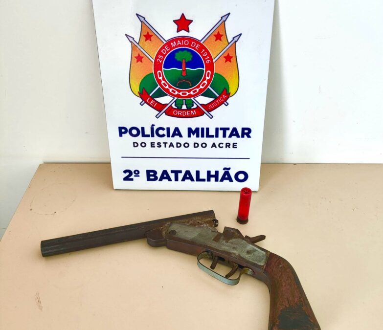 Comerciante entra em luta corporal e toma arma de assaltante no segundo distrito de Rio Branco