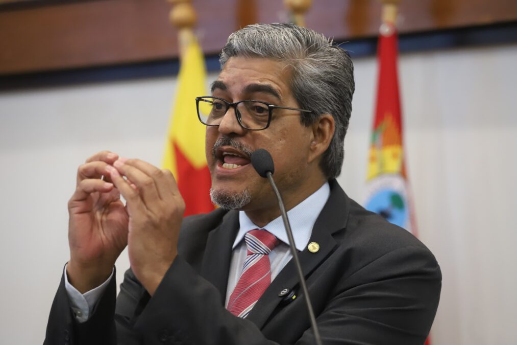 Edvaldo cobra efetividade da fala proferida por secretário a deputados com relação à agilidade na compra de polpas de frutas para a merenda escolar
