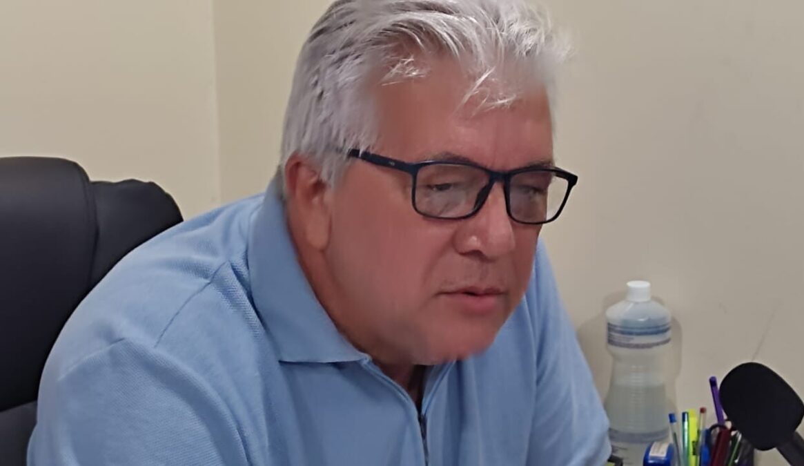 Secretário de Saúde esclarece impasse na compra de medicamentos para a Farmácia Municipal de Sena Madureira