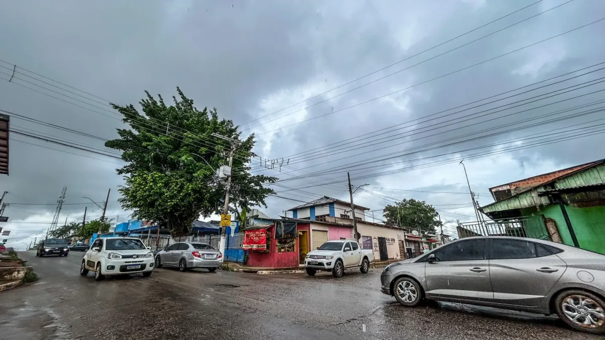 Chuva intensa e tempo instável devem marcar a sexta-feira no Acre