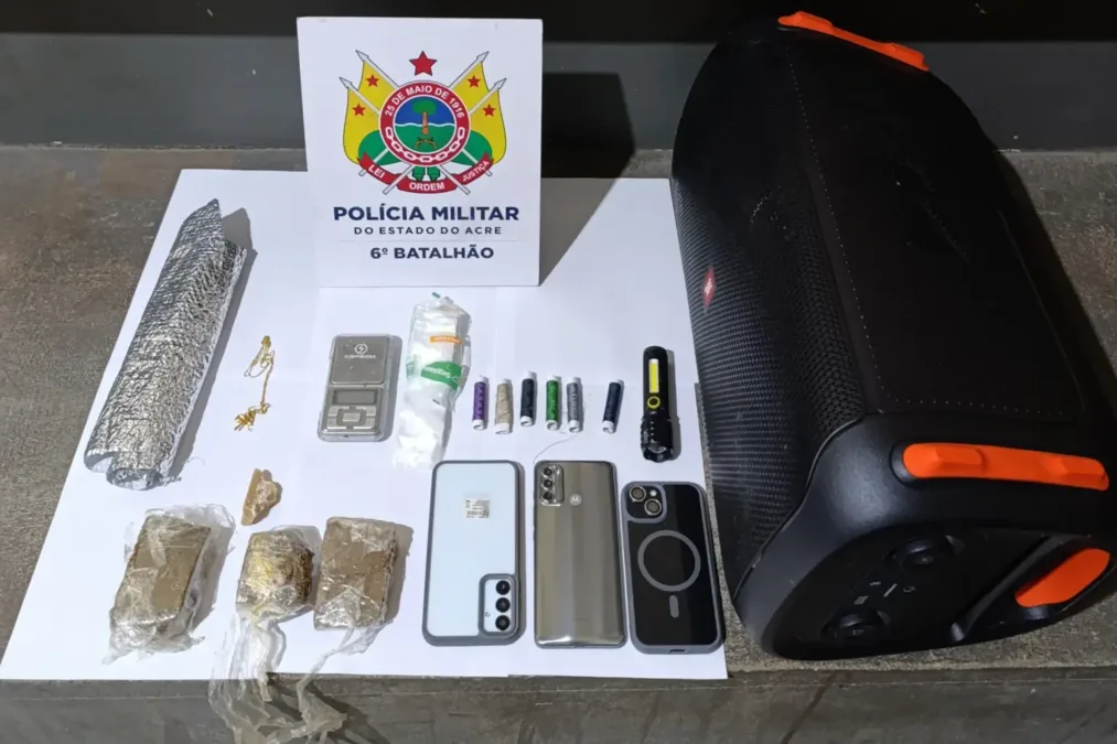 Três homens são presos com drogas e material para bloquear sinal de celular em Cruzeiro do Sul