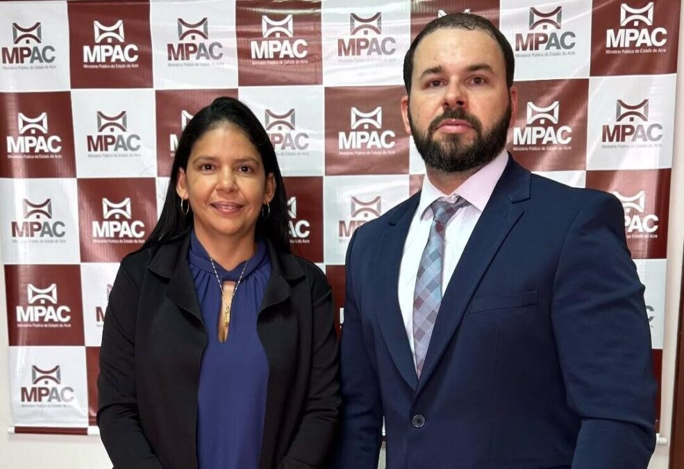 Promotor se reúne com diretora de hospital para apurar denúncia de suposta negligência médica em Sena Madureira