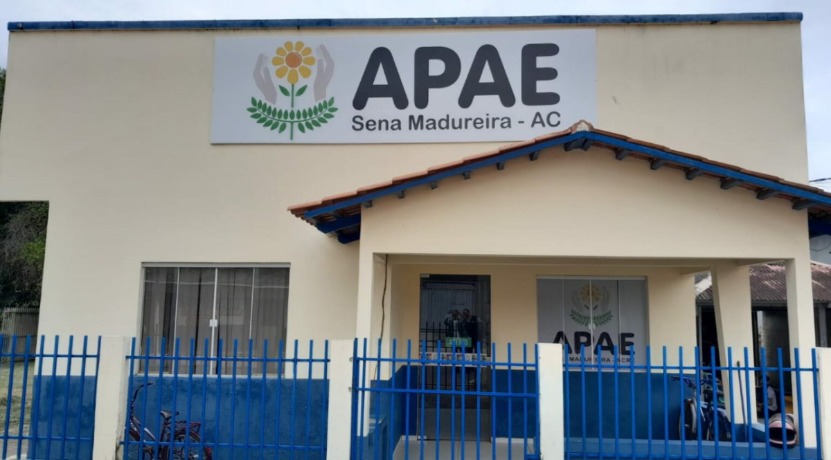 Criminoso invade APAE de Sena Madureira e furta equipamentos; caso foi registrado por câmeras de segurança