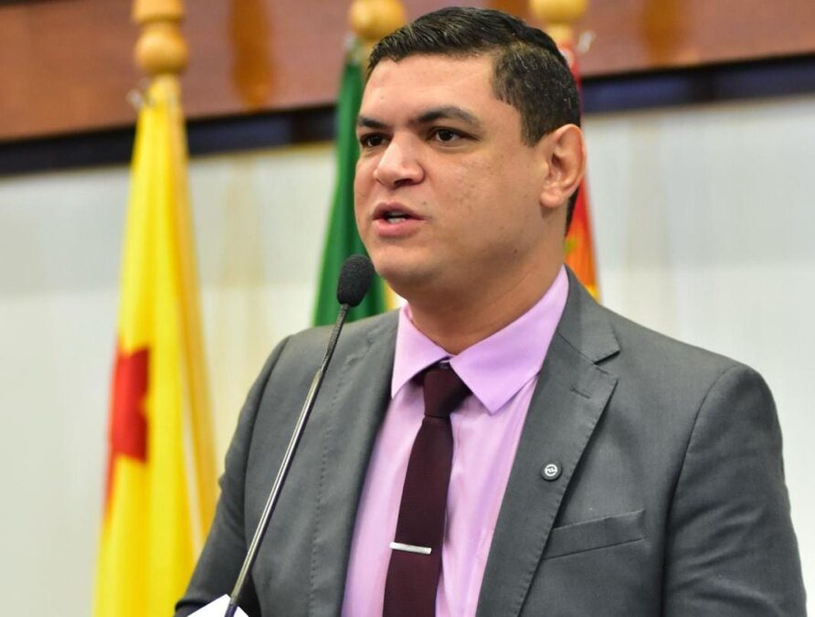Deputado Tio Pablo propõe Internato no Acre para médicos formados no exterior