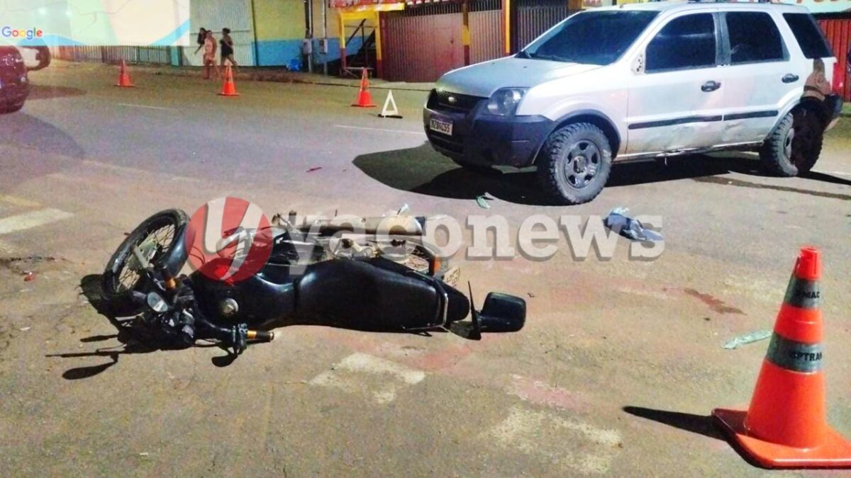 Colisão entre carro e moto deixa jovem ferido na Baixada da Sobral
