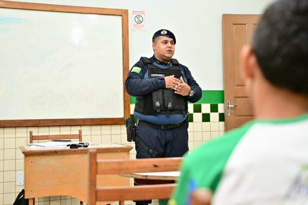 Projetos sociais da Polícia Militar aproximam escolas, comunidade e PM em áreas vulneráveis
