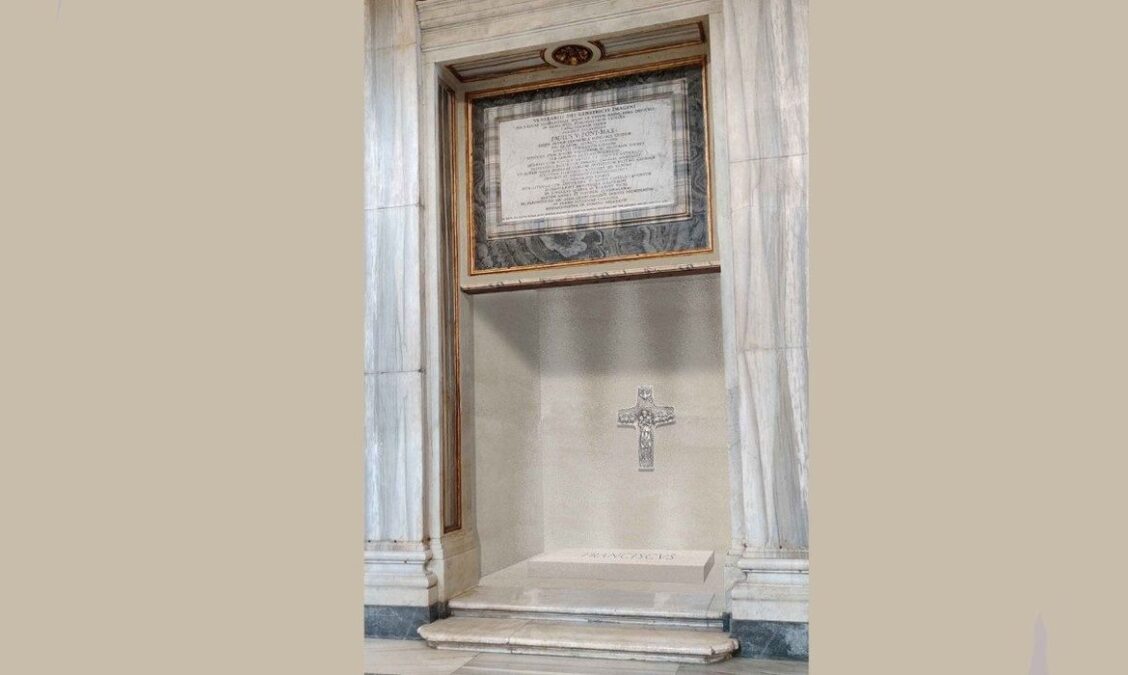 Túmulo do Papa Francisco é feito com pedra da terra de seus antepassados na Itália