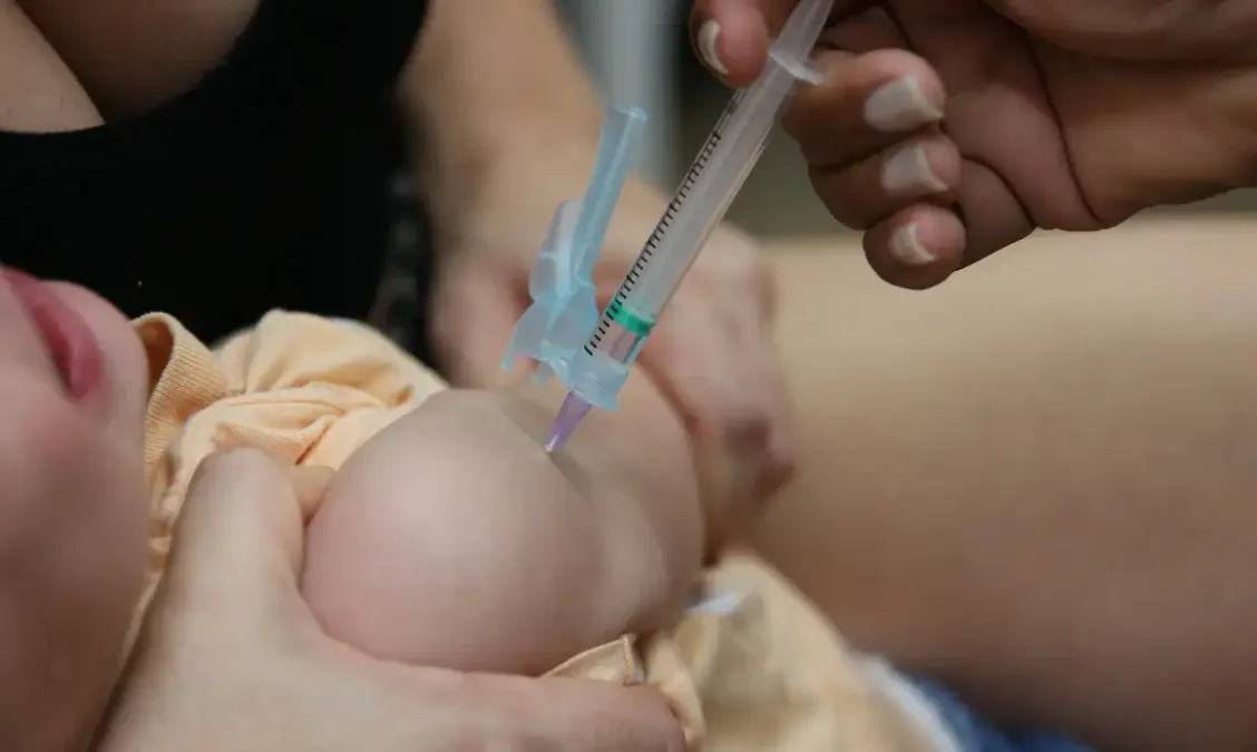 Campanha nacional de vacinação contra a gripe começa na segunda-feira