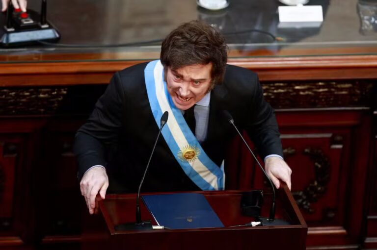 Presidente da Argentina, Javier Milei, volta a ameaçar saída do Mercosul durante discurso de abertura do Parlamento argentino em 1º de março de 2025. — Foto: REUTERS/Matias Baglietto