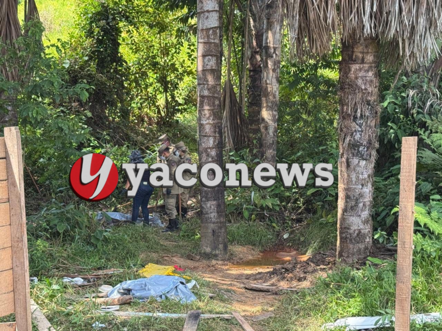 Polícia encontra dois corpos enterrados em cova rasa durante operação em Cruzeiro do Sul