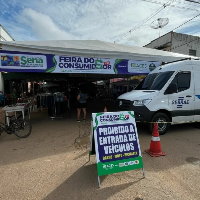 Feira do Consumidor 2025 movimenta o comércio local em Sena Madureira com descontos de até 60%