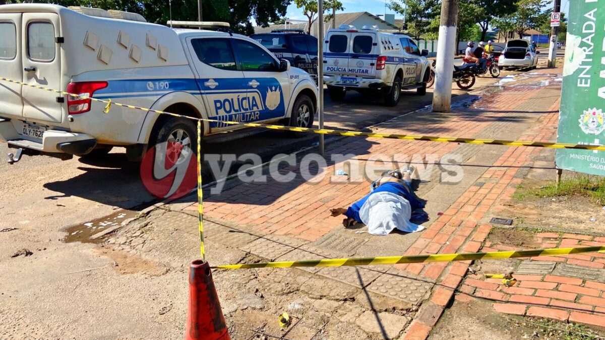 Homem é morto após atacar policiais com faca em frente à UPA do bairro Sobral
