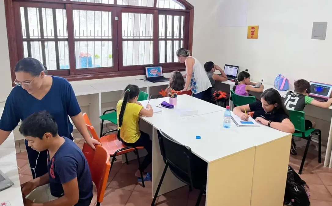 AFAC firma parceria com MIZA Education e garante cursos para crianças e adolescentes no Acre