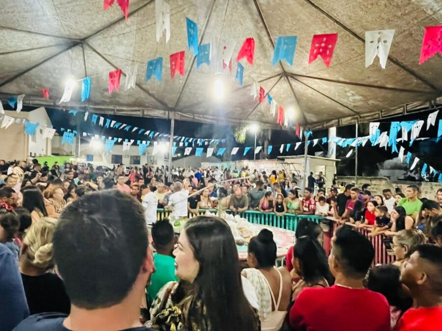 Com quase 300 prendas, noitada do Arraial patrocinada pela Prefeitura é sucesso de público e organização
