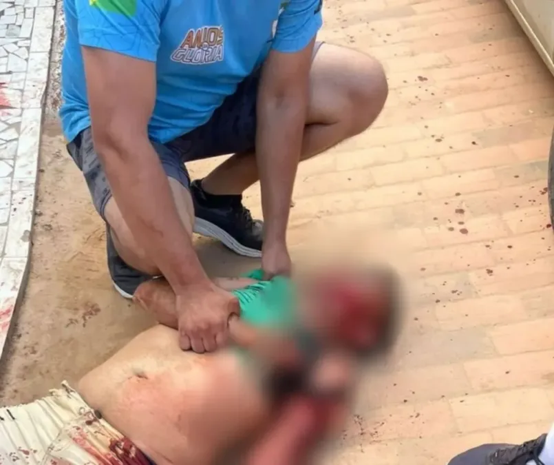 Homem é esfaqueado em frente a bar em Tarauacá