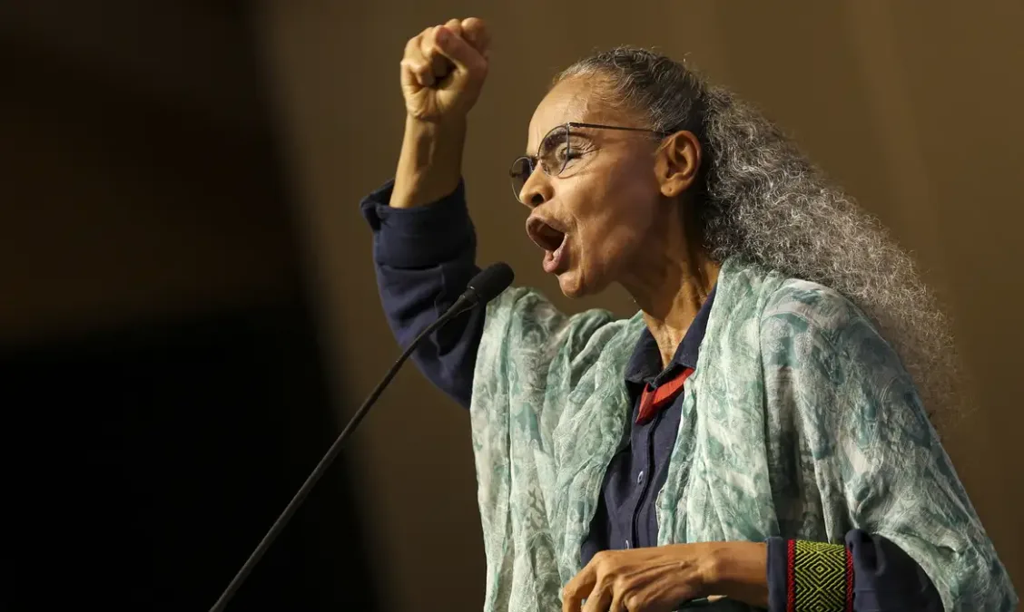Marina Silva afirma que propostas de sua candidatura democratizam a política ambiental