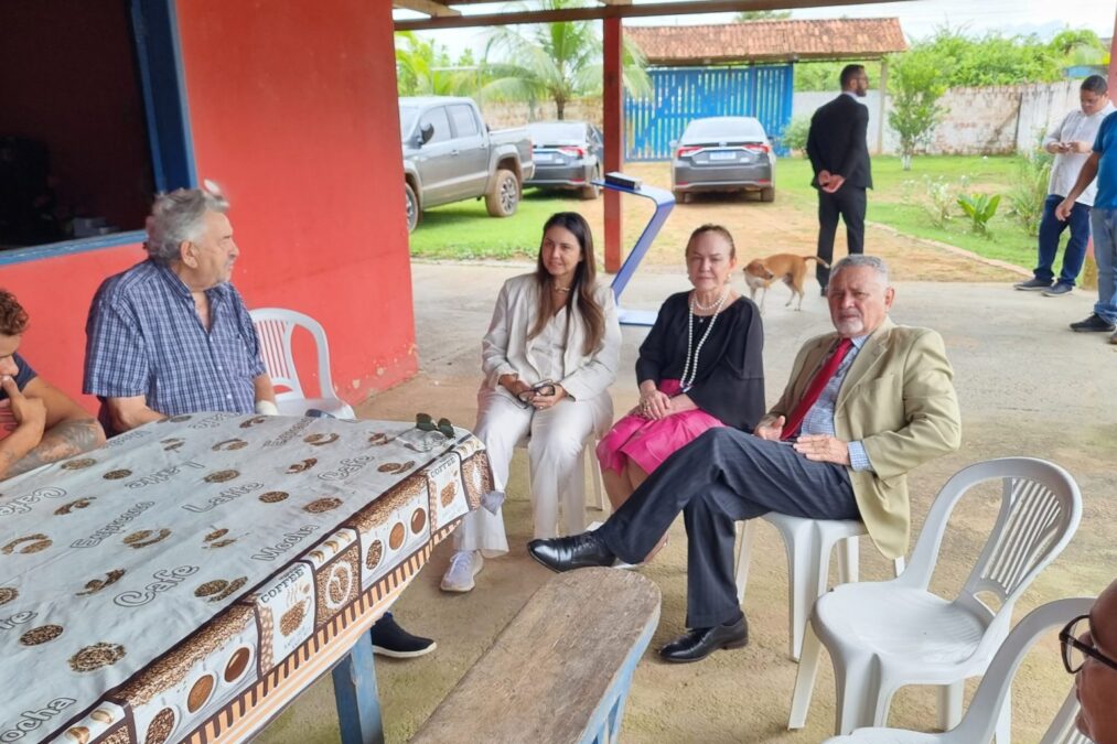 Representantes da CIJ, Comsiv e GMF visitam Casa de Apoio “Amigos do Betão”