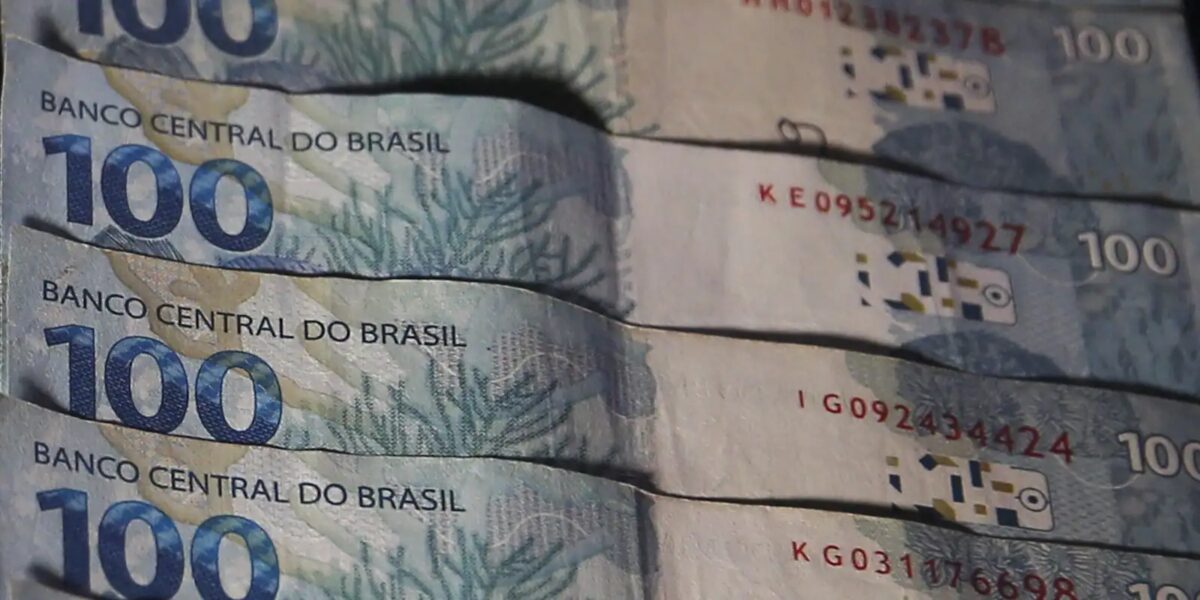 Imposto para super-ricos resultaria em justiça social, diz pesquisa