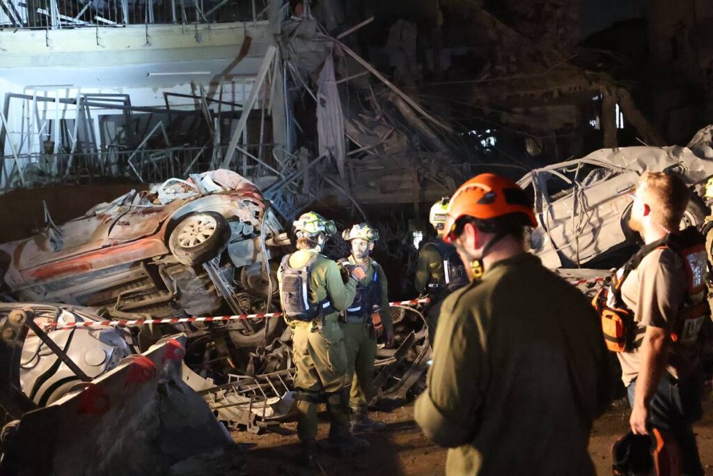 ira-dispara-3a-onda-de-misseis-em-contra-ataque-a-israel