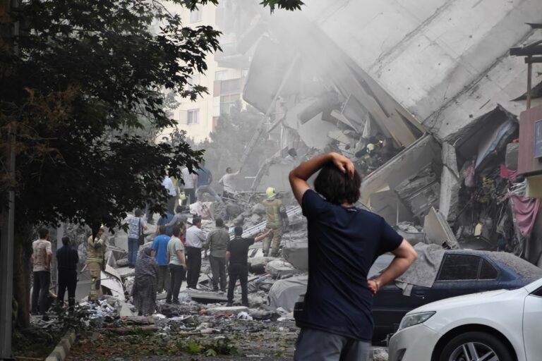video:-moradores-do-ira-relatam-como-foi-ataque-israelense