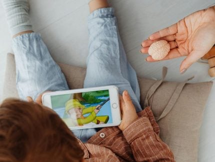 uso-excessivo-de-telas-aumenta-chances-de-problemas-emocionais-em-criancas,-diz-estudo
