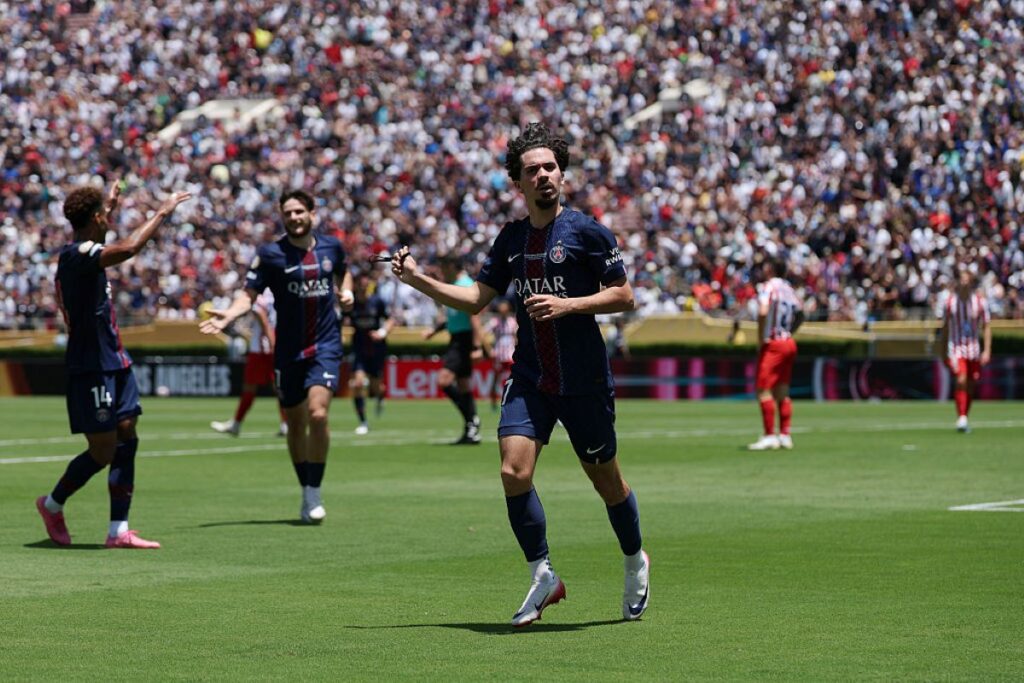 mundial:-psg-atropela-atletico-de-madrid-e-lidera-grupo-do-botafogo