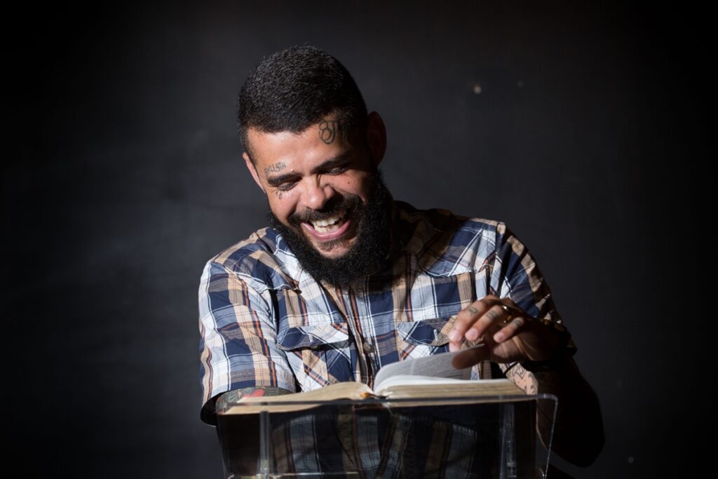 lider-da-machonaria,-pastor-orou-para-“deus-quebrar-mandibula-de-lula”