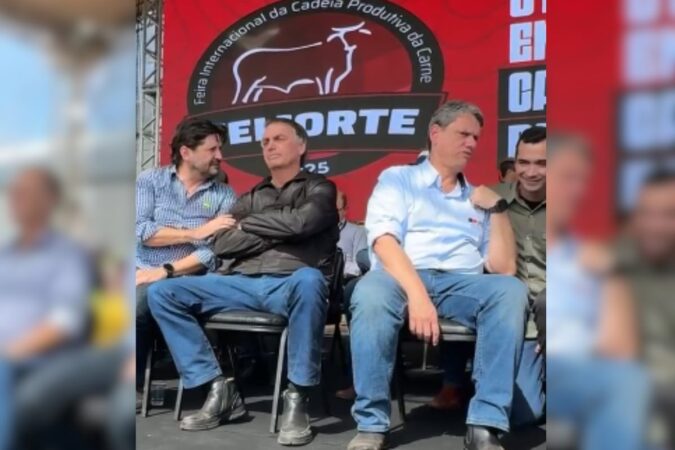 bolsonaro-sobre-tarcisio:-“sentiu-gostinho-da-politica,-nao-sai-mais”