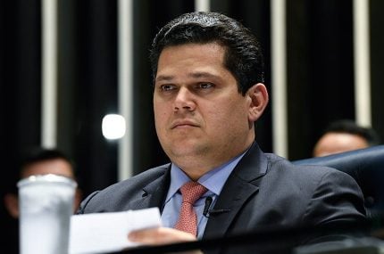 davi-alcolumbre-da-primeiro-passo-para-instalacao-cpmi-do-inss