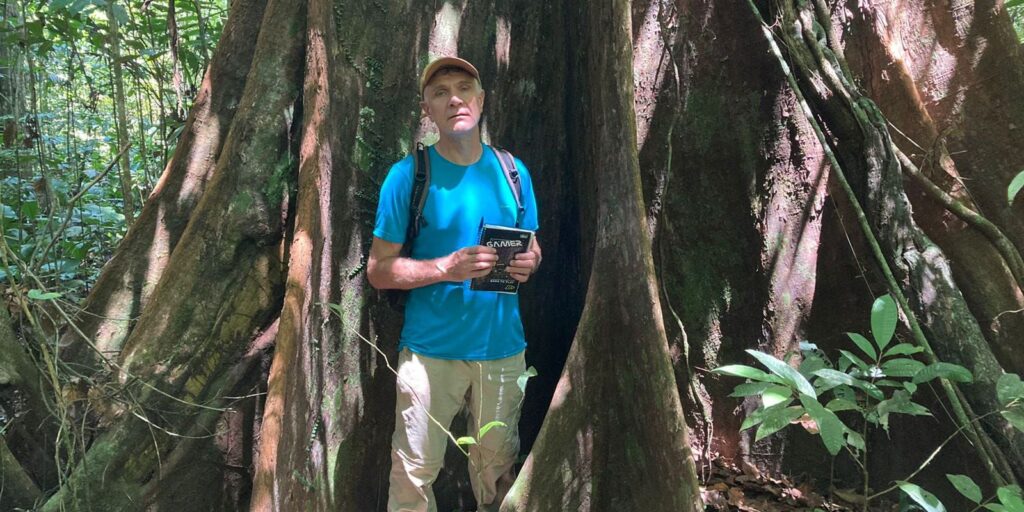 companheira-de-dom-phillips-lanca-obra-postuma-na-feira-do-livro-em-sp