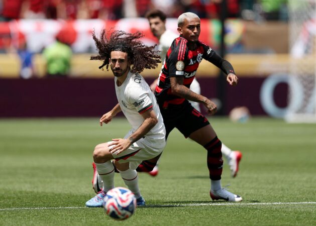 pedro-neto-abre-o-placar-para-o-chelsea-contra-o-flamengo.-acompanhe
