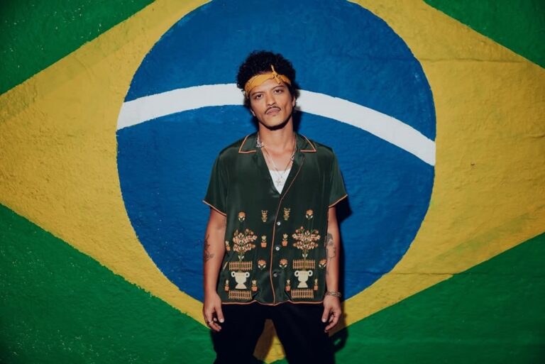 brasileiros-acusam-bruno-mars-de-apropriacao-cultural:-entenda-por-que