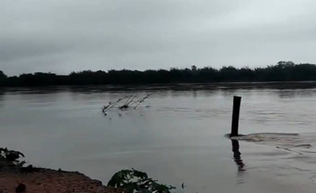chuvas-no-rs:-guaiba-sobe-76-cm-em-24h-e-se-aproxima-da-cota-de-alerta