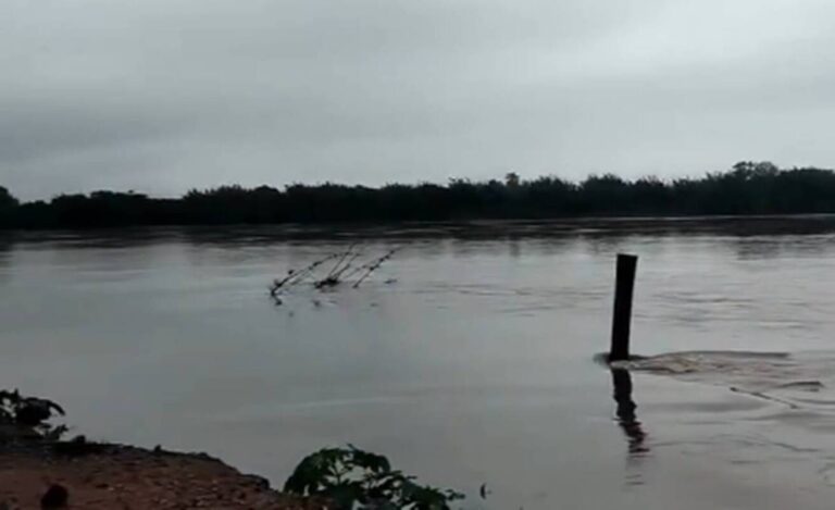 chuvas-no-rs:-guaiba-sobe-76-cm-em-24h-e-se-aproxima-da-cota-de-alerta