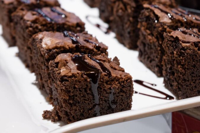 faca-em-casa-brownie-saudavel-sem-farinha-branca-que-fica-uma-delicia