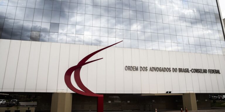 oab-proibe-inscricao-de-candidatos-condenados-por-crimes-raciais