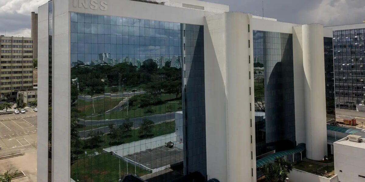 INSS estima iniciar ressarcimento de aposentados no dia 24 de julho