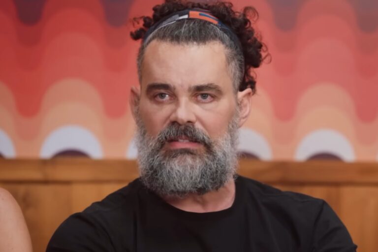 carmo-dalla-vecchia-rebate-criticas-apos-mostrar-o-bumbum:-“caladinho”