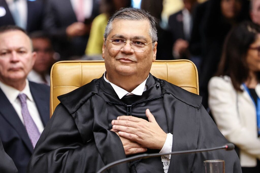 no-stf,-dino-brinca-sobre-palmeiras-x-botafogo-na-copa-de-clubes