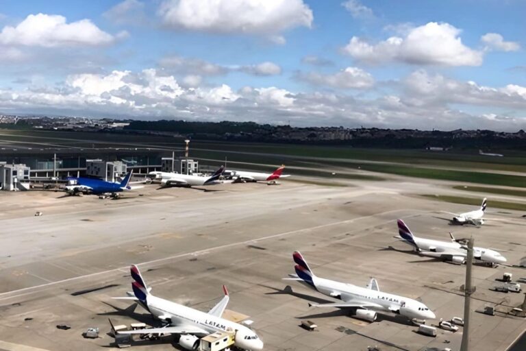 mulher-acusada-de-mandar-matar-empresaria-e-presa-em-aeroporto-de-sp