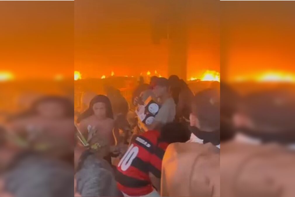 Vídeo: Moradores saqueiam Tubarão Atacadão durante incêndio em Caxias