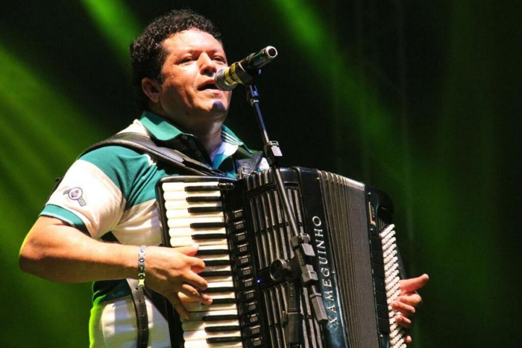 sanfoneiro-xameguinho-morre-aos-62-anos-vitima-de-avc