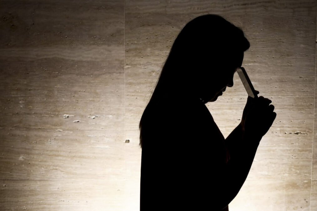 Polícia mira rede criminosa virtual que estuprava e torturava mulheres