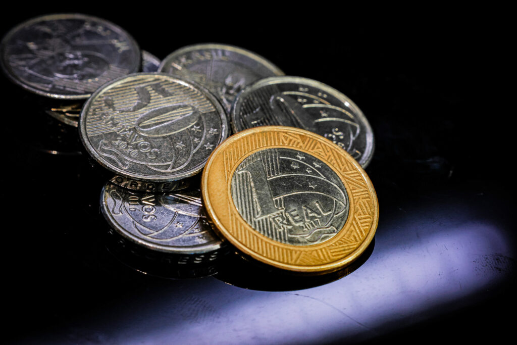 setor-publico-tem-deficit-primario-de-r$-33,7-bilhoes-em-maio,-diz-bc